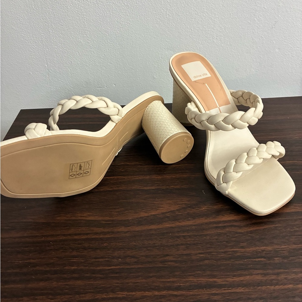 Dolce Vita Cream Chunky Heel Mules - Picture 4 of 5